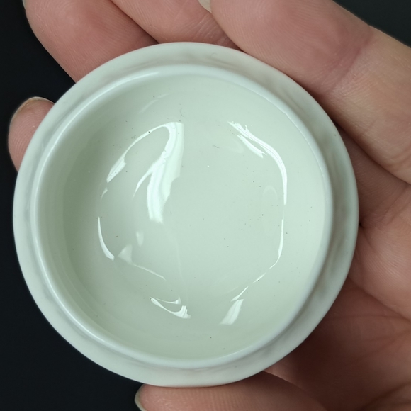 Vintage COALPORT fine bone china trinket/ring box with rose design - Picture 5 of 6